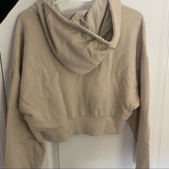 Garage cropped zip-up - Picture 2 of 3